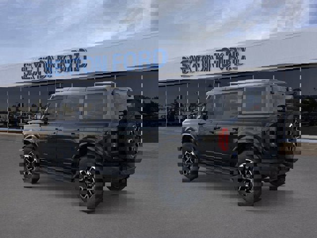 New 2025 Ford Bronco Outer Banks image 4