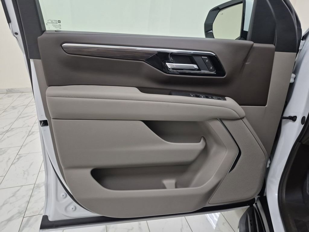 New 2026 Chevrolet Tahoe LS image 23