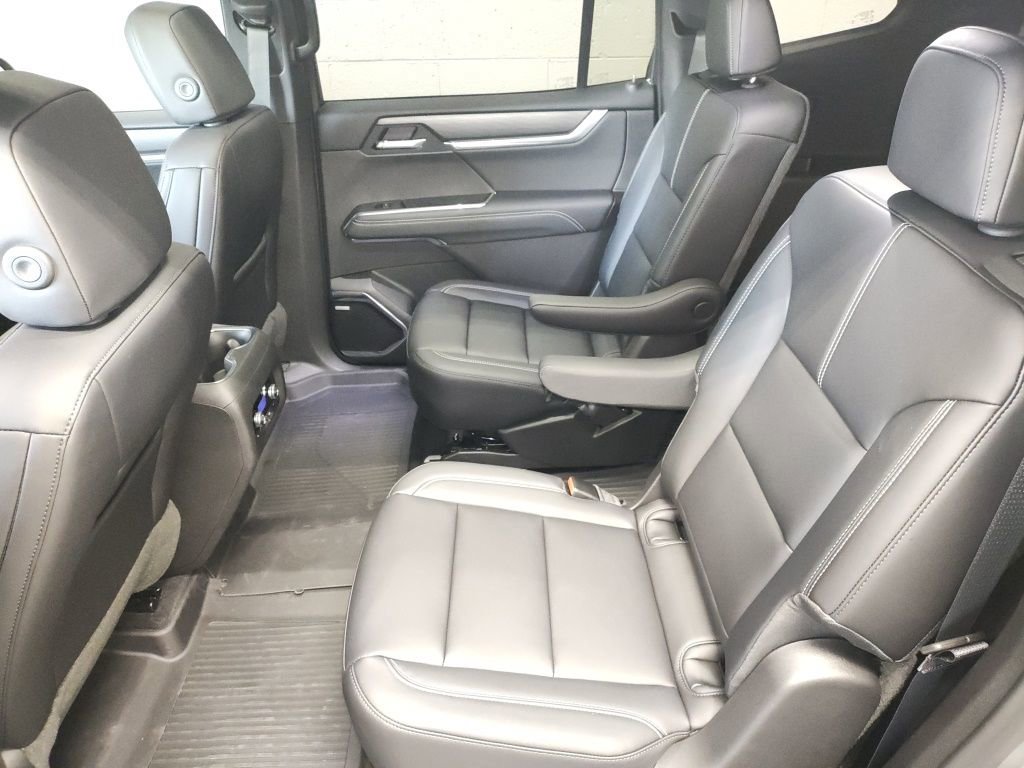 New 2026 GMC Acadia Elevation w/ Black Edition image 28