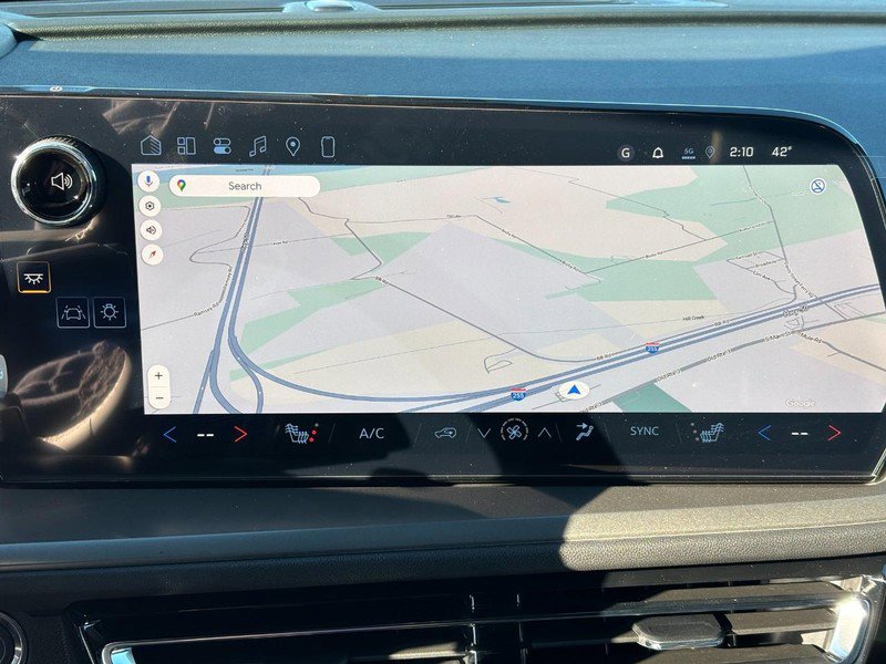 New 2026 Chevrolet Traverse LT w/ Driver Confidence Package image 18