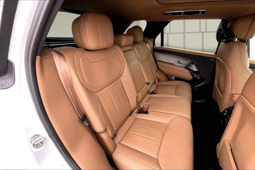 Used 2024 Land Rover Range Rover Sport SE image 28