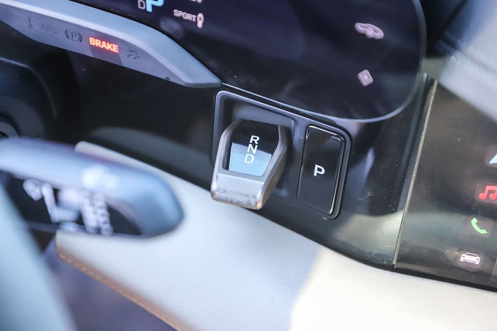 Used 2023 Porsche Taycan GTS image 27