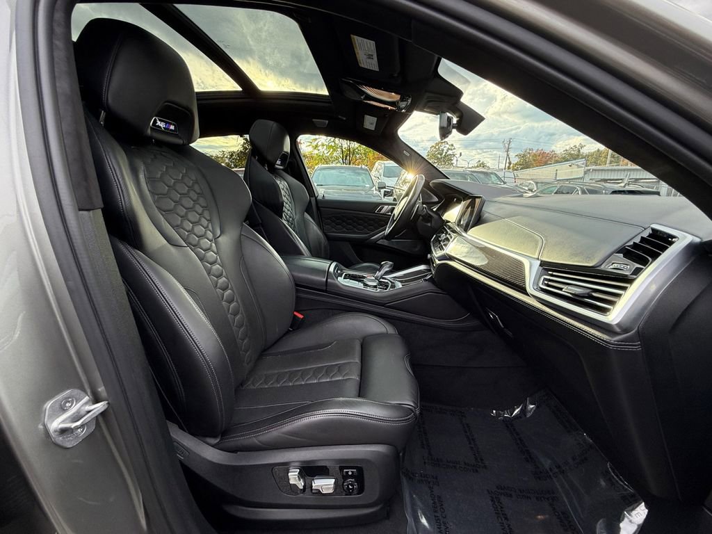 Used 2021 BMW X6 M w/ Competition Package image 29