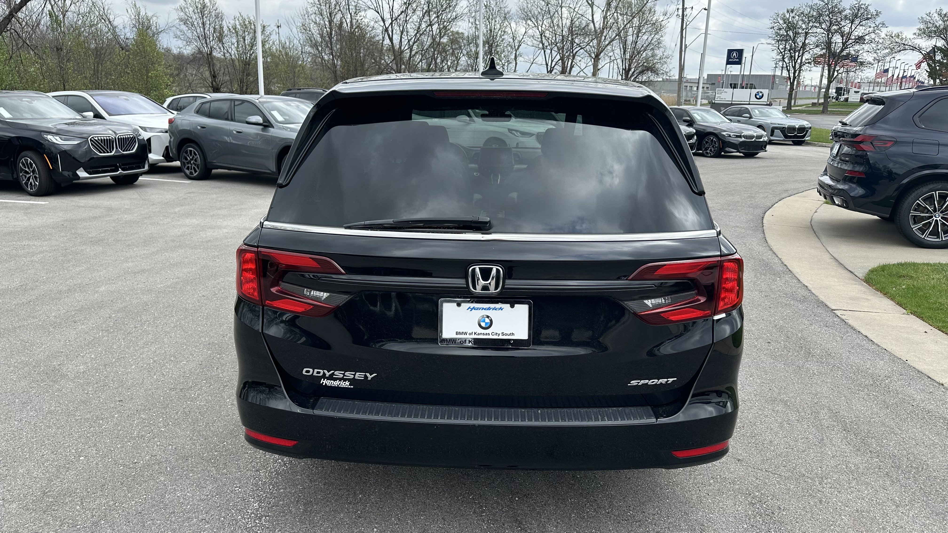 Used 2024 Honda Odyssey Sport image 9
