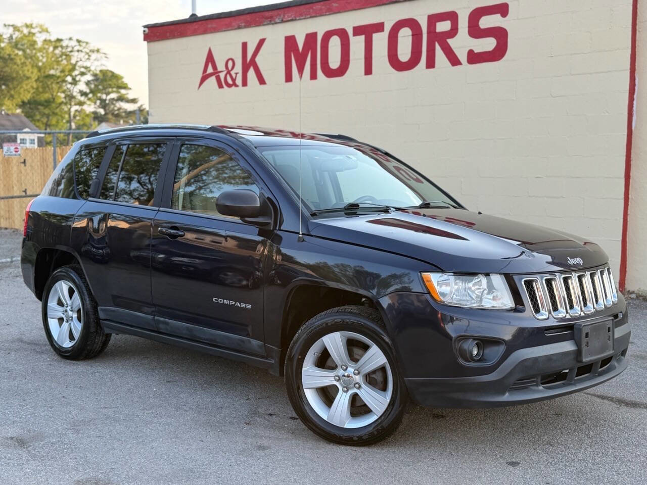 Used 2011 Jeep Compass Latitude w/ Sun/Sound Group AWD/4WD image 1