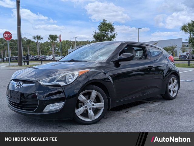 Used 2014 Hyundai Veloster w/ Style Package 02 FWD image 1