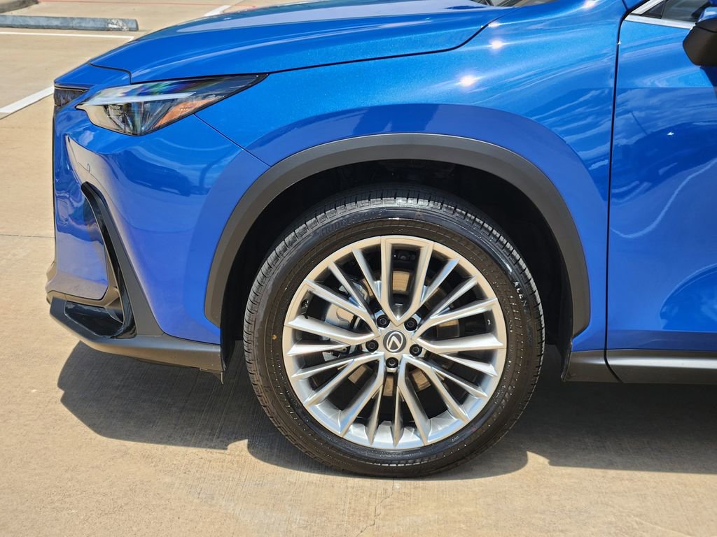 Used 2025 Lexus NX 350 AWD w/ Premium Package image 8