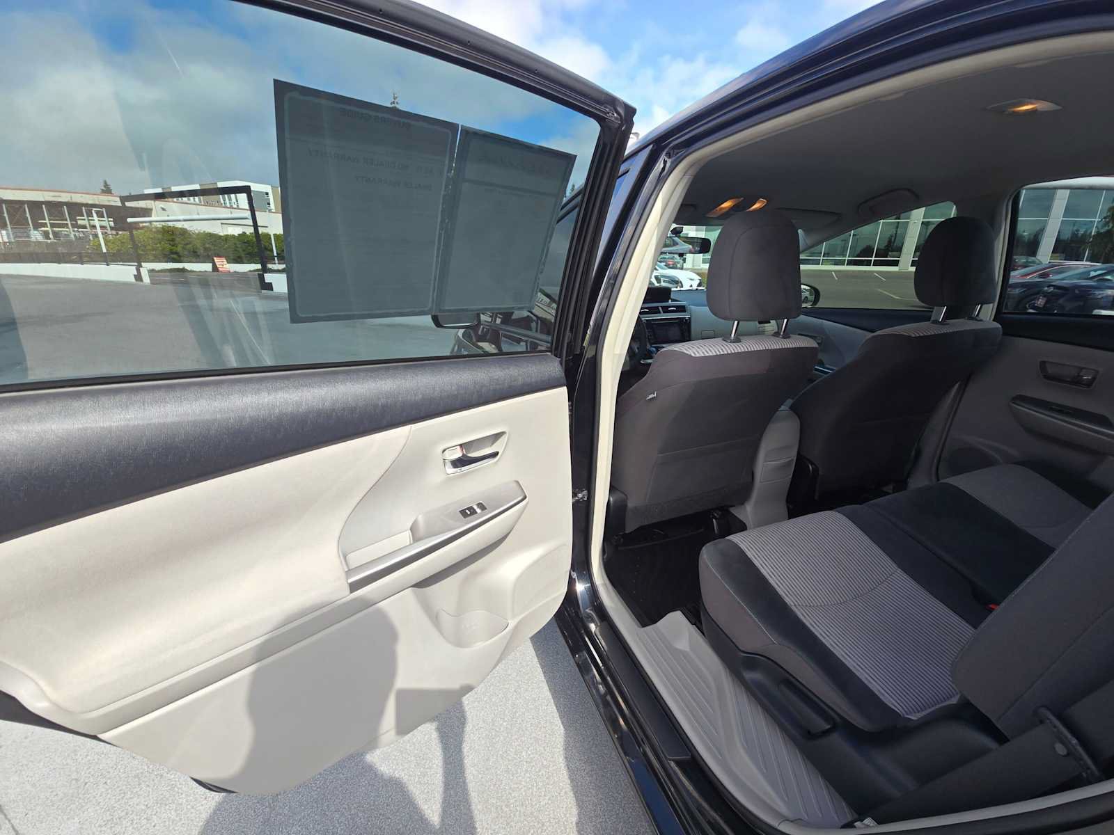 Used 2015 Toyota Prius V Three FWD image 15