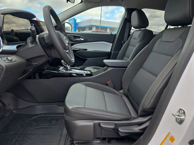 New 2026 Chevrolet Trax LT w/ Driver Confidence Package image 10