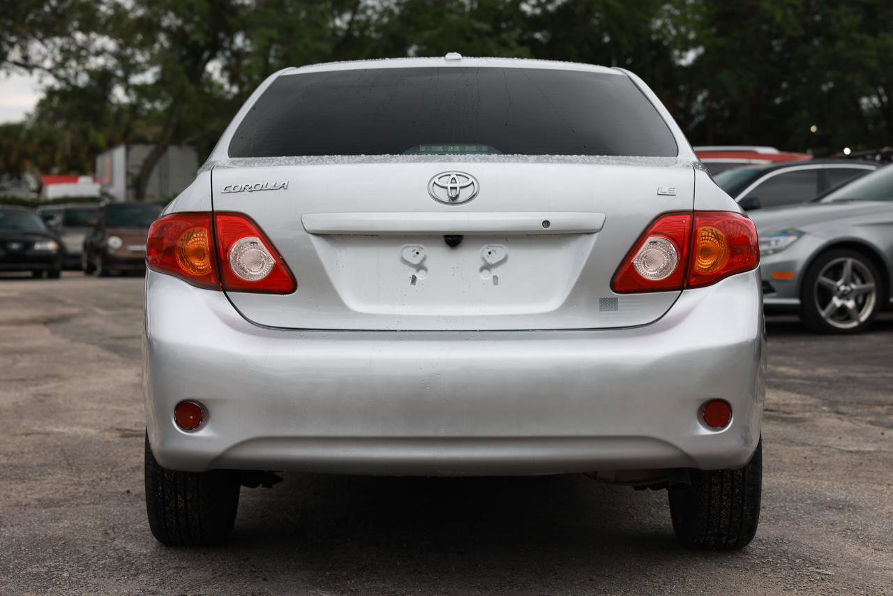 Used 2010 Toyota Corolla LE FWD image 7