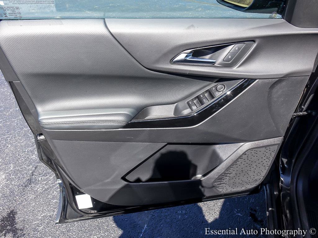 Certified 2025 Chevrolet Equinox LT image 30