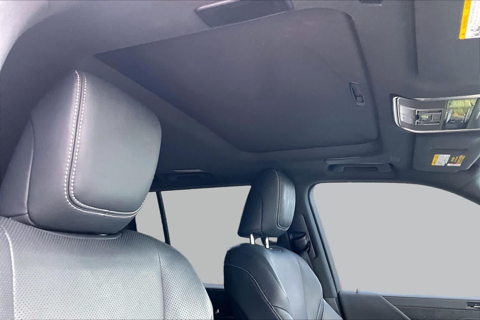 Used 2023 Lexus LX 600 4WD w/ Interior Upgrade Package image 14