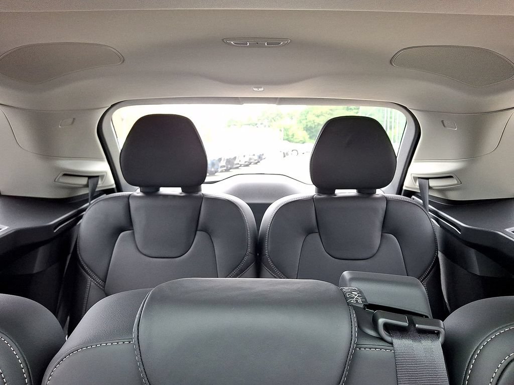 New 2026 Volvo XC90 B6 Ultra w/ Protection Package Premier AWD/4WD image 13