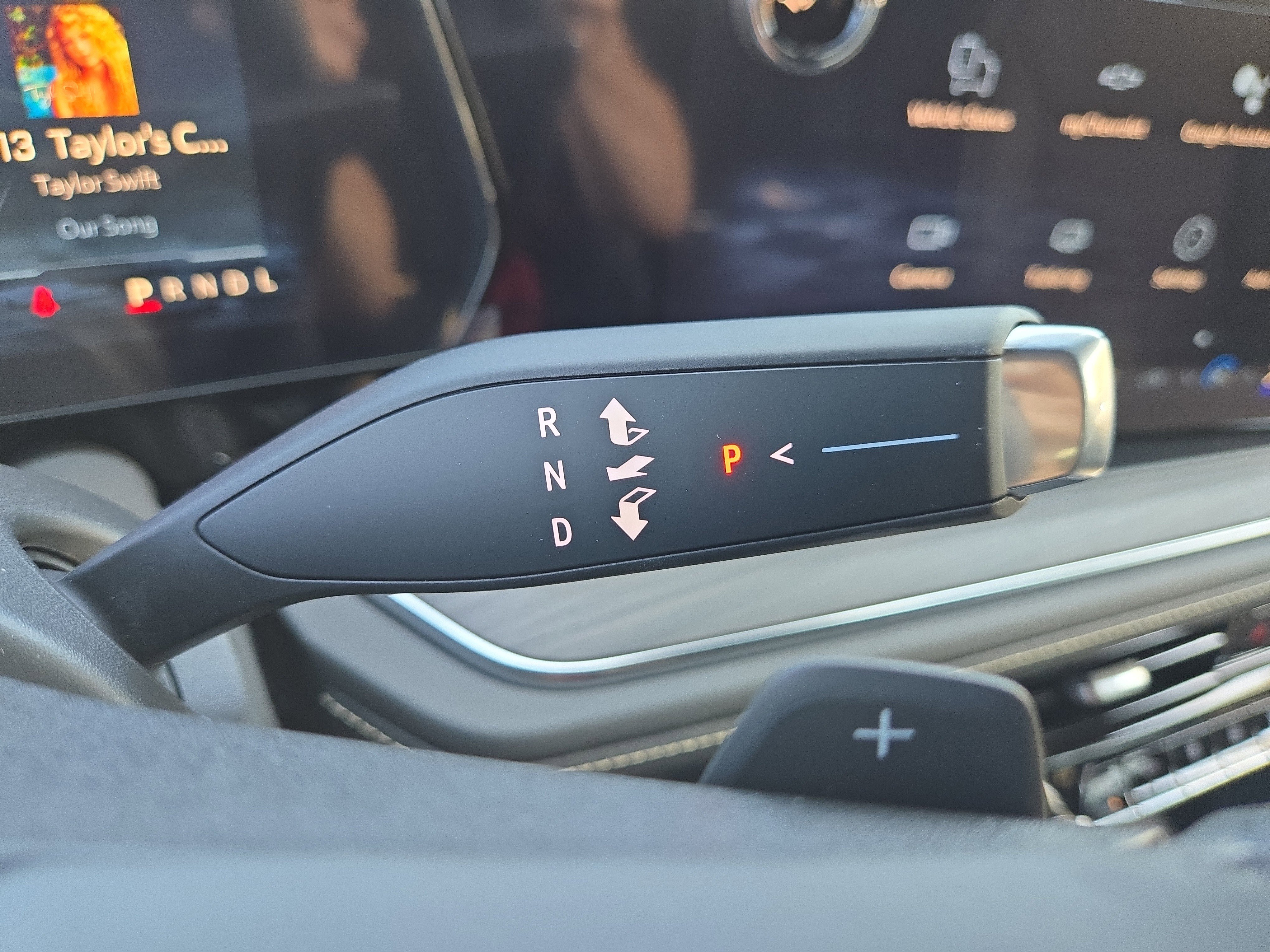 New 2026 Chevrolet Suburban Premier w/ Sun And Tow Package image 24