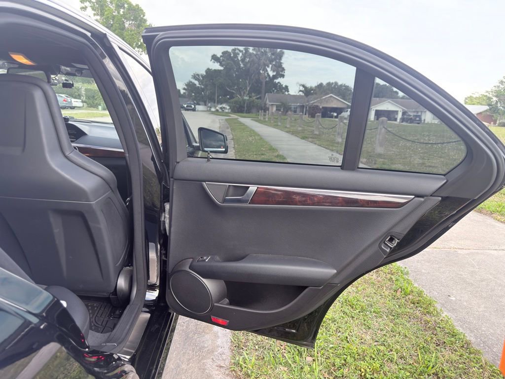 Used 2013 Mercedes-Benz C 63 AMG Sedan image 39