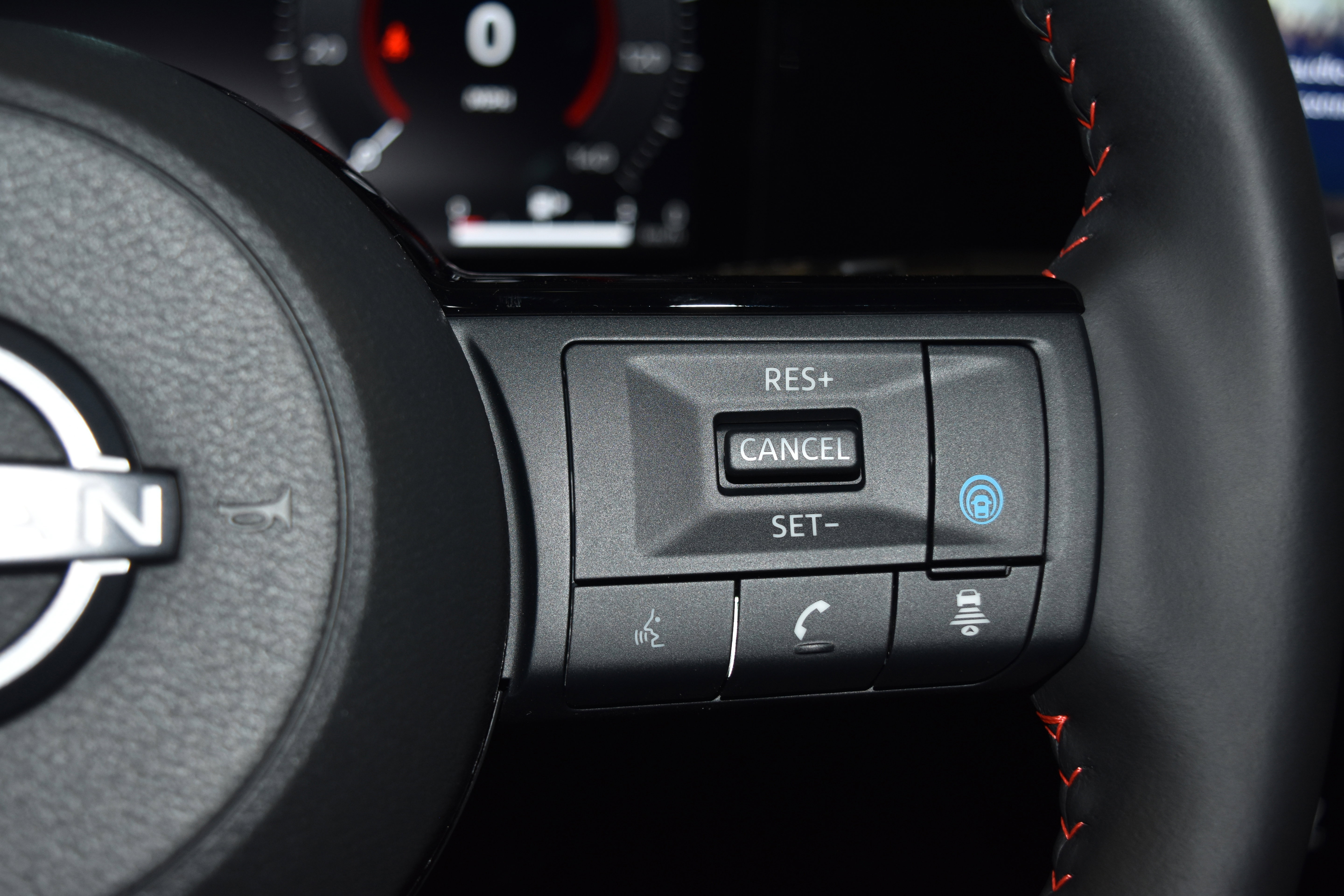 New 2026 Nissan Kicks SR w/ SR Premium Package image 7