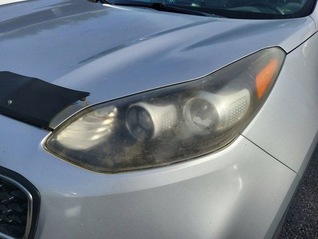 Used 2017 Kia Sportage LX image 10