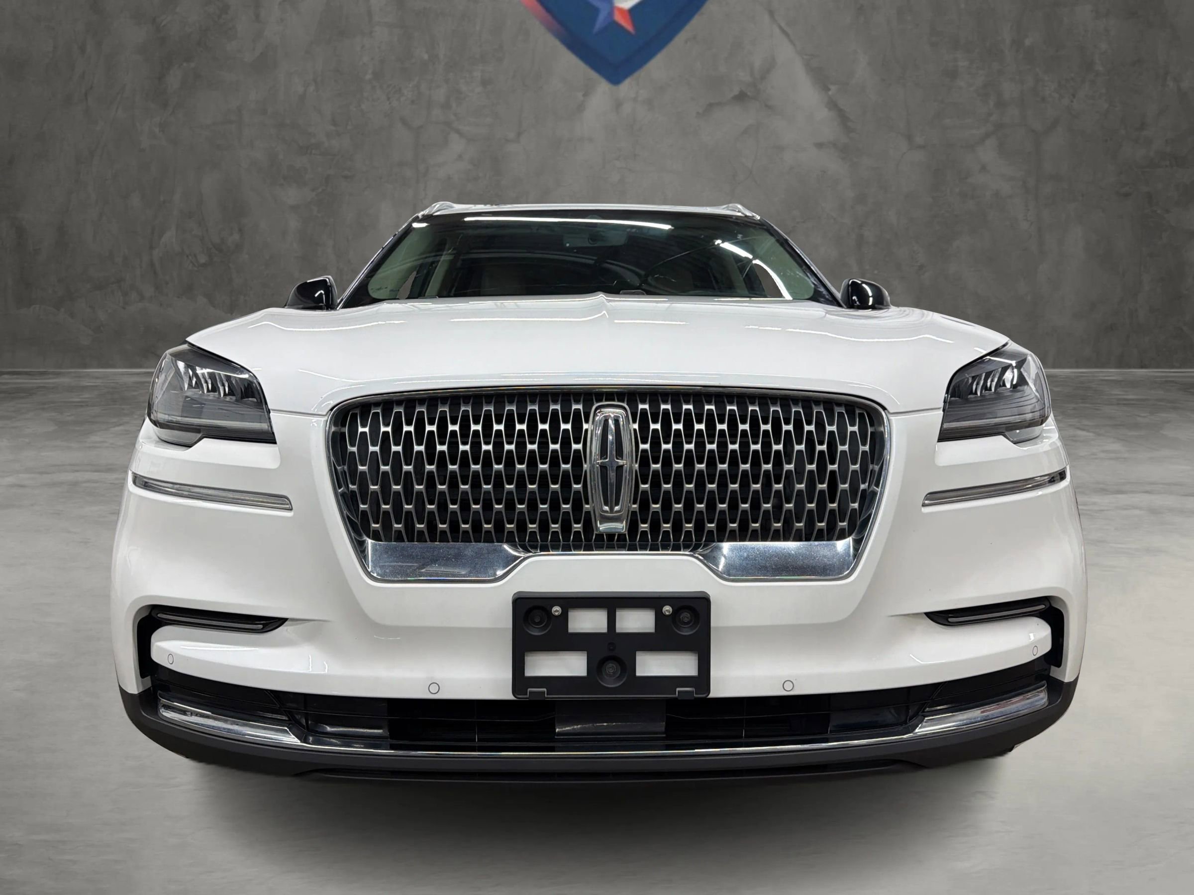 Used 2021 Lincoln Aviator AWD w/ Elements Package image 13