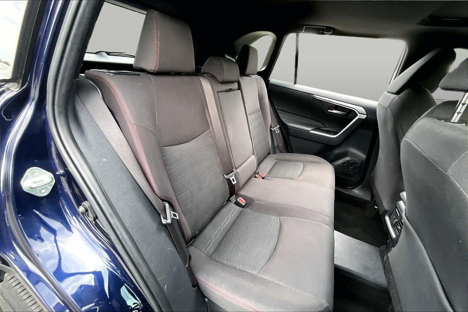 Used 2023 Toyota RAV4 SE w/ Weather & Moonroof Package AWD/4WD image 21
