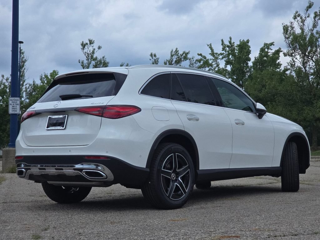 New 2027 Mercedes-Benz GLC 300 4MATIC image 17