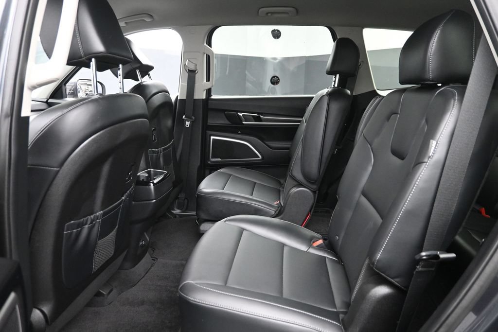 Used 2024 Kia Telluride S AWD/4WD image 14