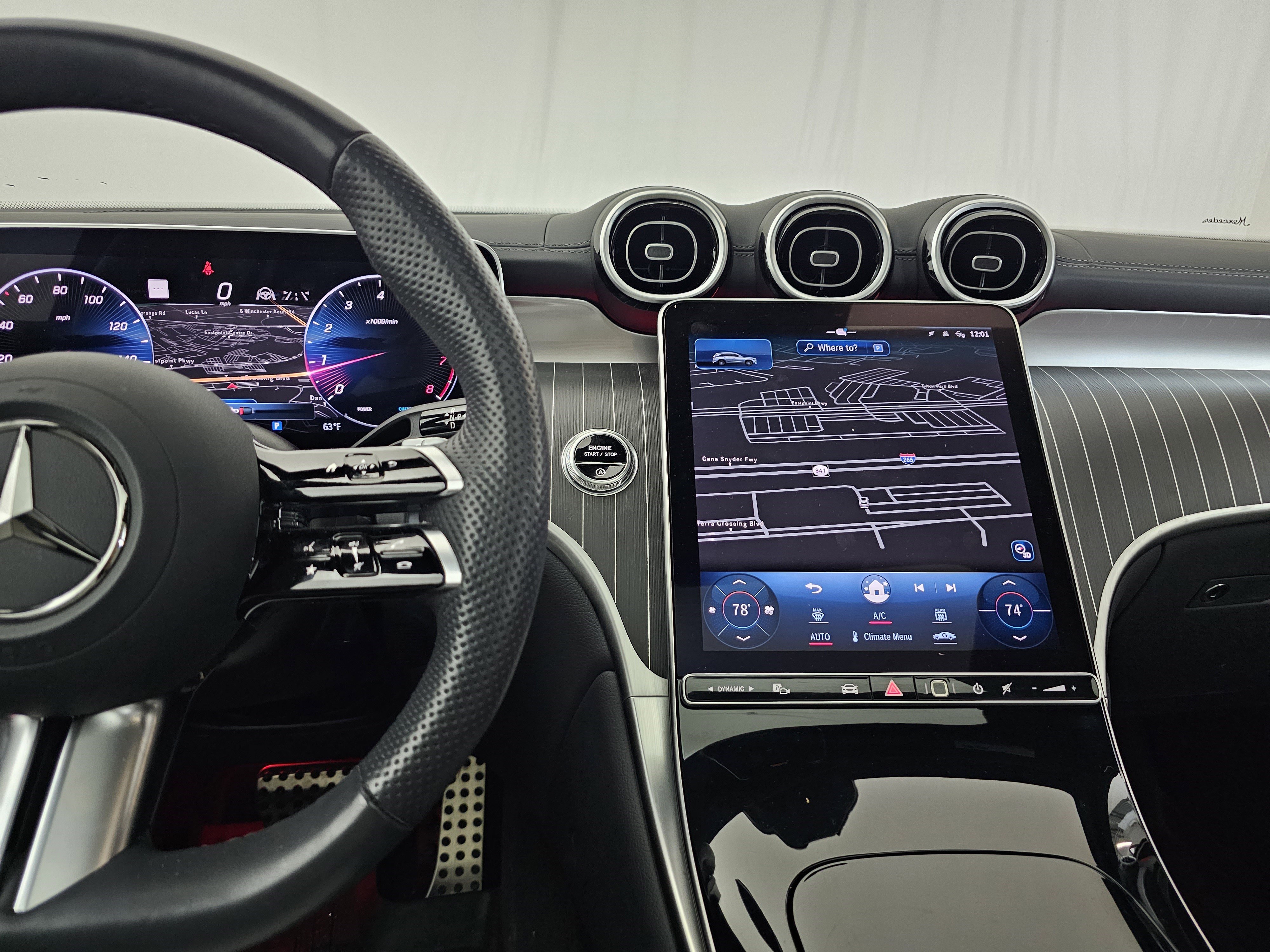 Used 2024 Mercedes-Benz GLC 300 4MATIC image 20