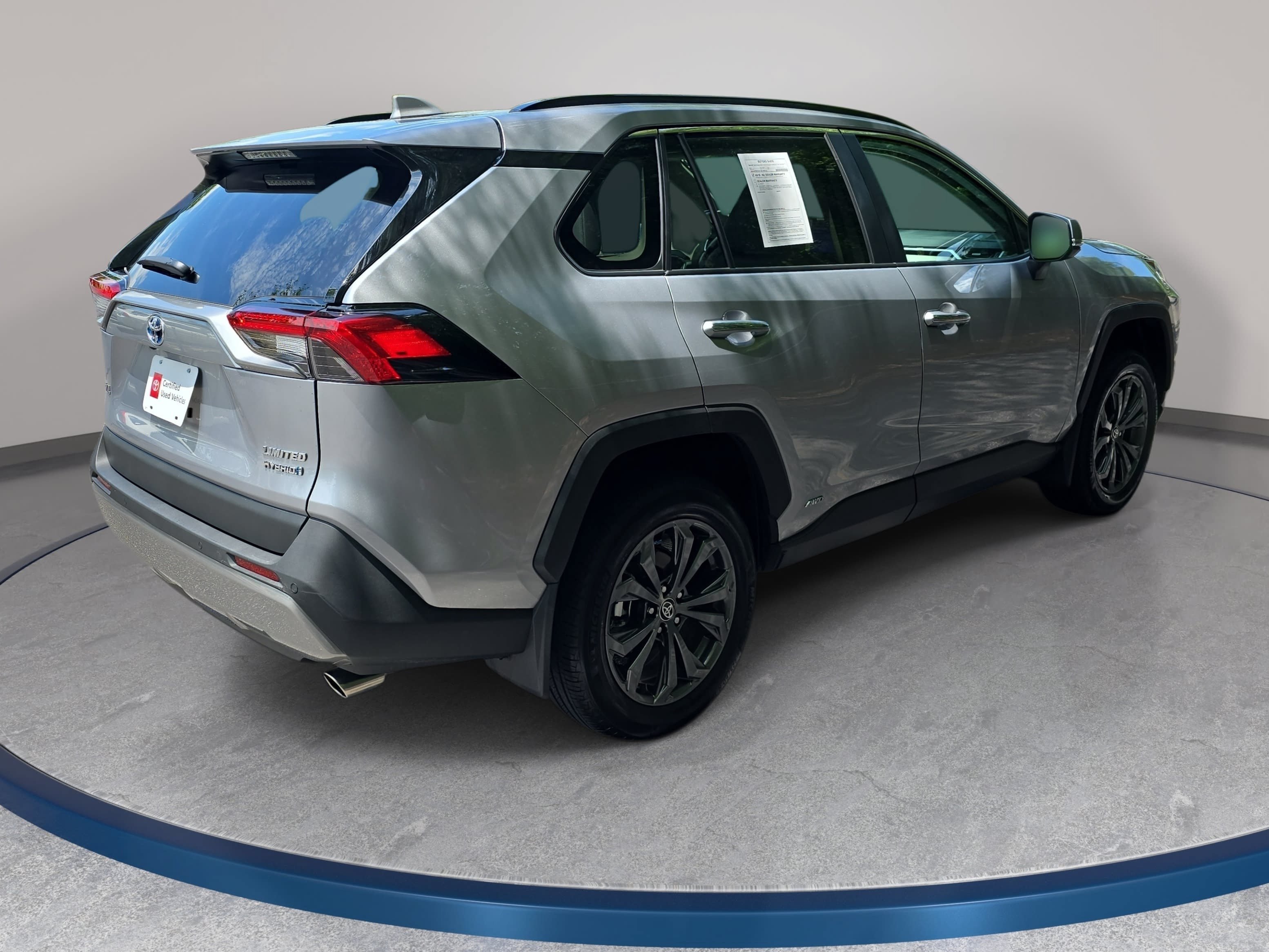 Used 2024 Toyota RAV4 Limited w/ Advanced Technology Package AWD/4WD image 5