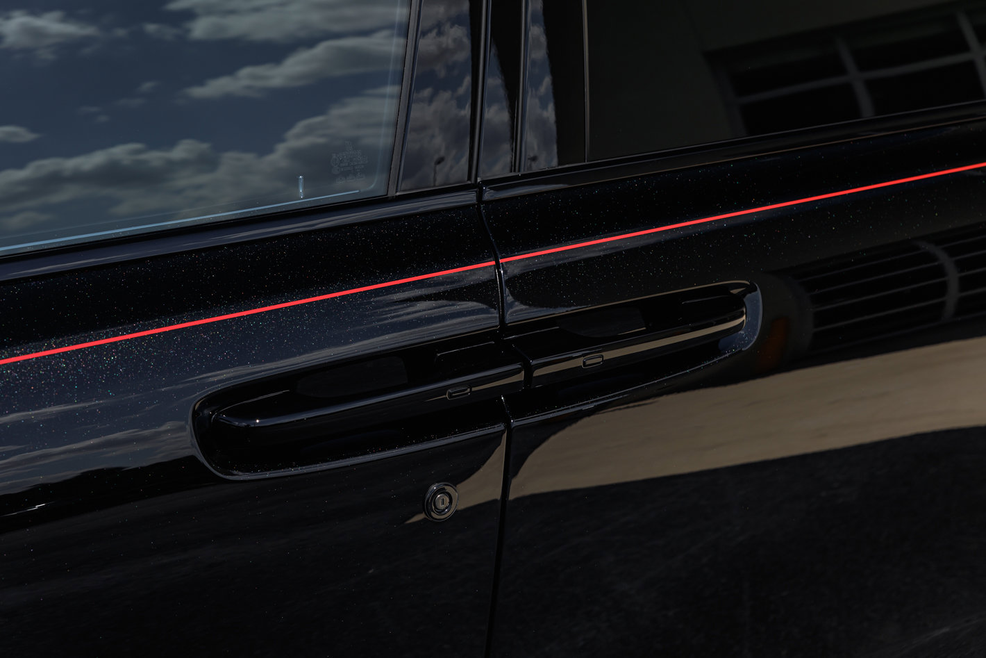 Used 2025 Rolls-Royce Cullinan Black Badge image 4