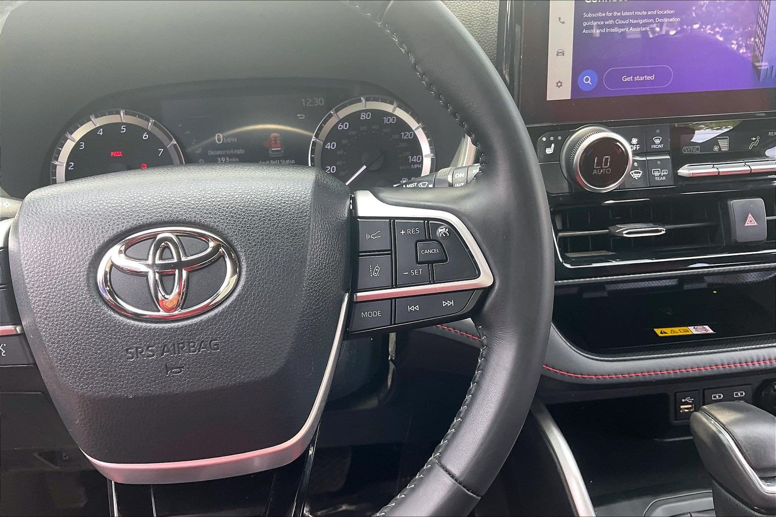 Used 2023 Toyota Highlander XSE AWD/4WD image 24