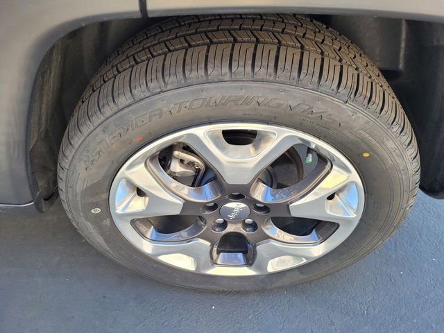 Used 2019 Jeep Compass Limited image 26