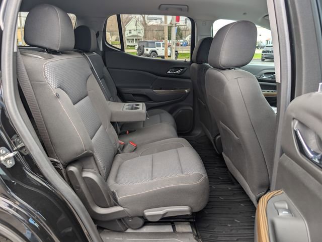 Used 2021 GMC Acadia SLE image 17