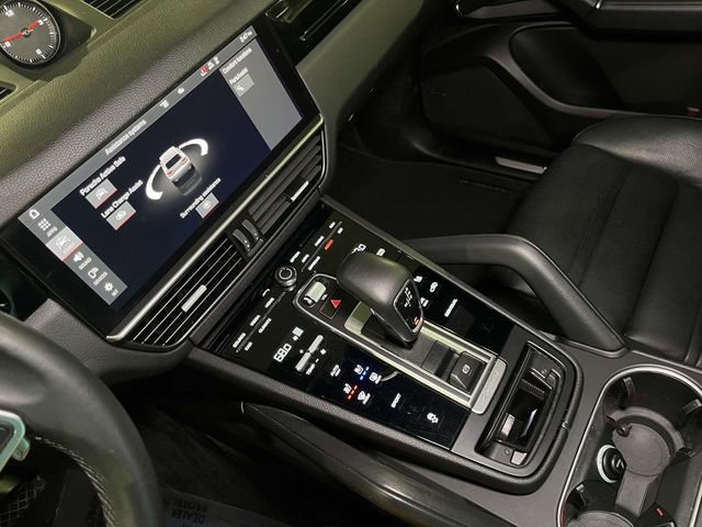Certified 2021 Porsche Cayenne AWD/4WD image 37