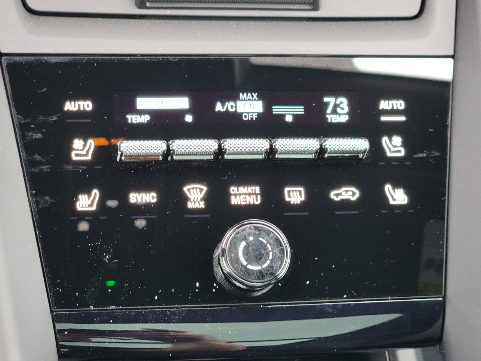 Used 2024 Porsche Macan 4 Electric image 23