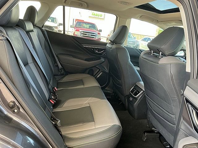 Used 2024 Subaru Outback Onyx Edition image 11