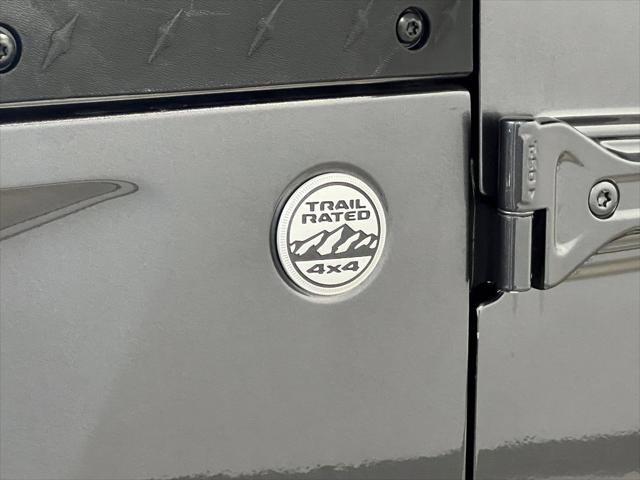 Certified 2022 Jeep Wrangler Unlimited Sahara w/ Cold Weather Group image 40