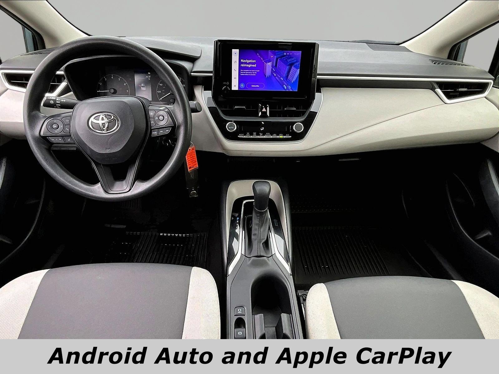 Used 2024 Toyota Corolla LE FWD image 7