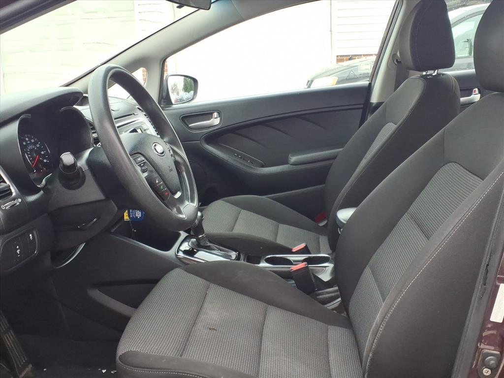 Used 2017 Kia Forte LX FWD image 8