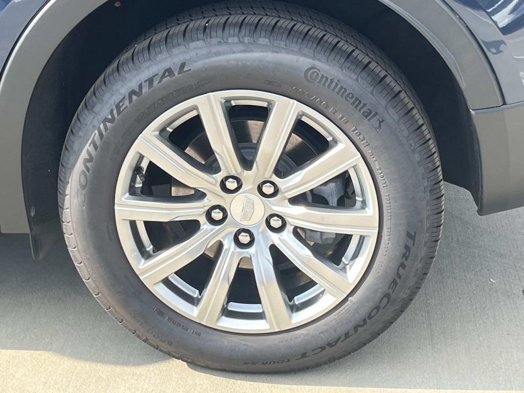 Used 2021 Cadillac XT4 Premium Luxury FWD image 11