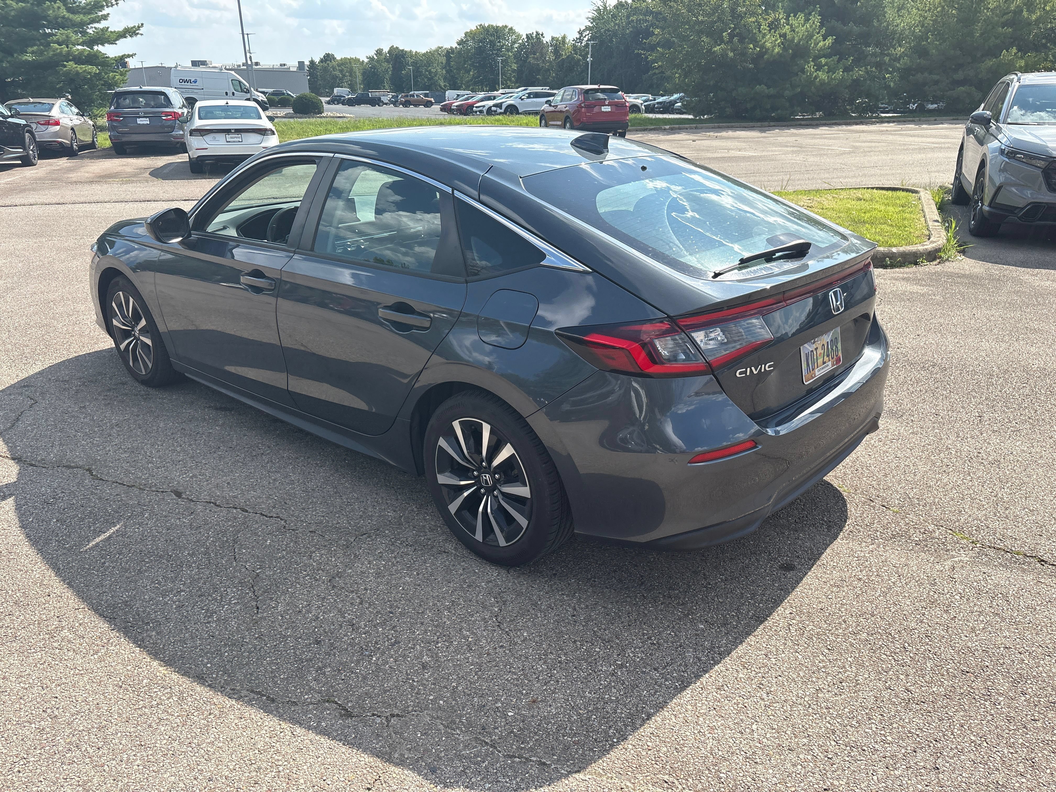 Used 2024 Honda Civic EX-L image 11