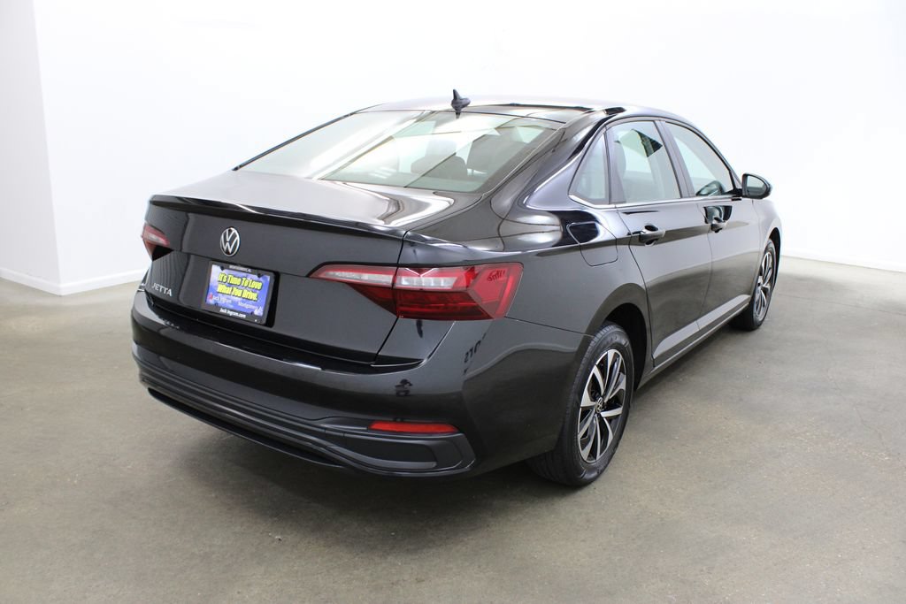 Used 2024 Volkswagen Jetta S FWD image 5