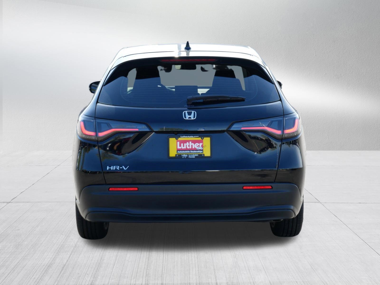 Used 2023 Honda HR-V LX image 6