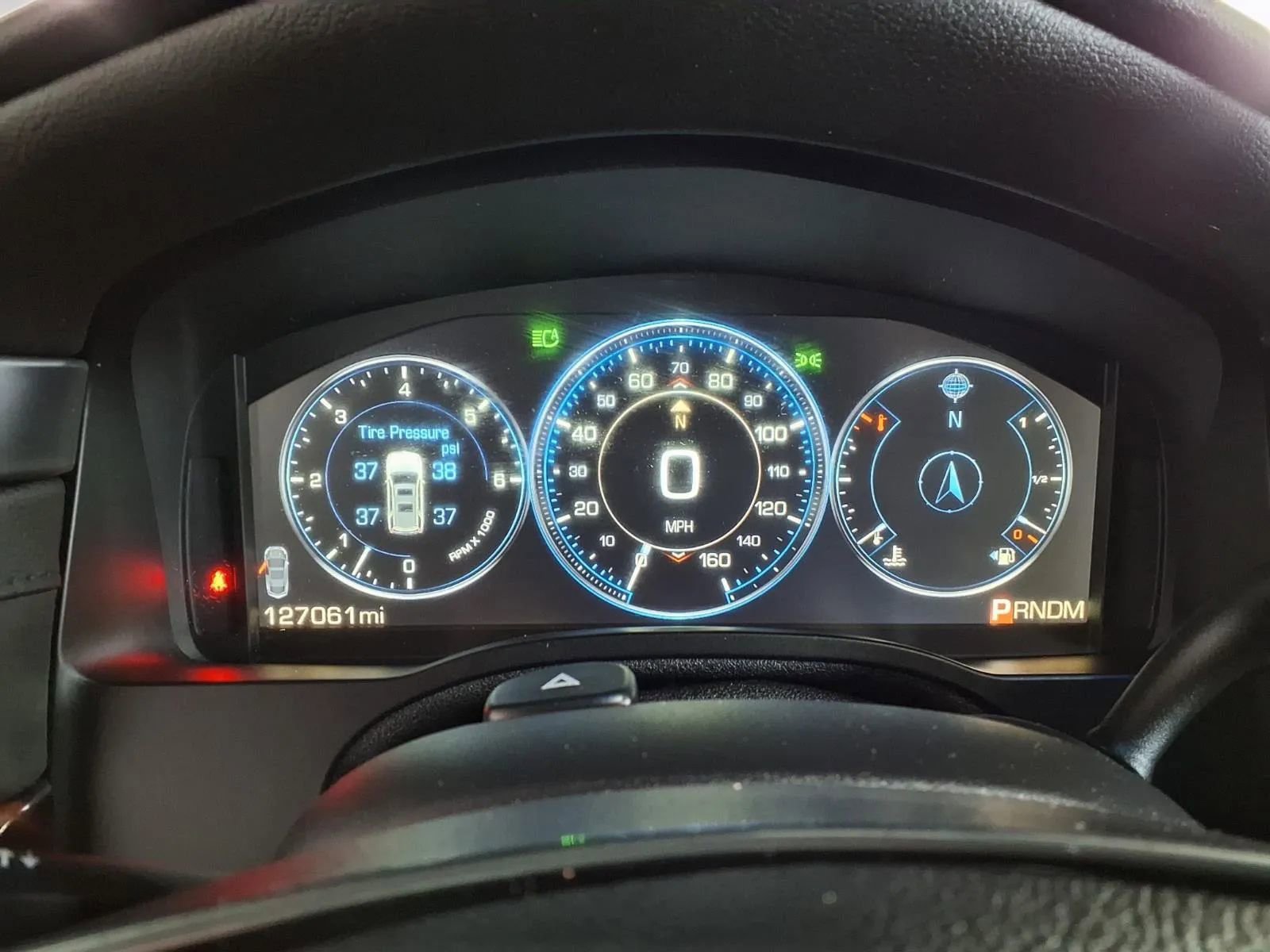 Used 2015 Cadillac Escalade Premium image 28