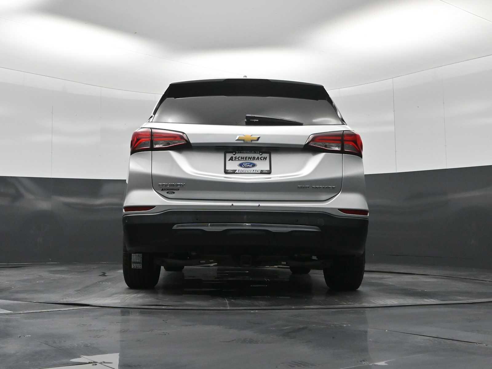 Used 2022 Chevrolet Equinox Premier AWD/4WD image 33
