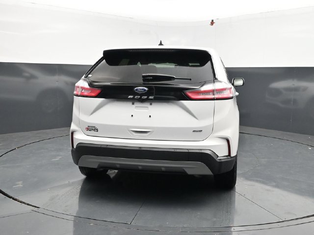 Used 2024 Ford Edge SEL AWD/4WD image 7