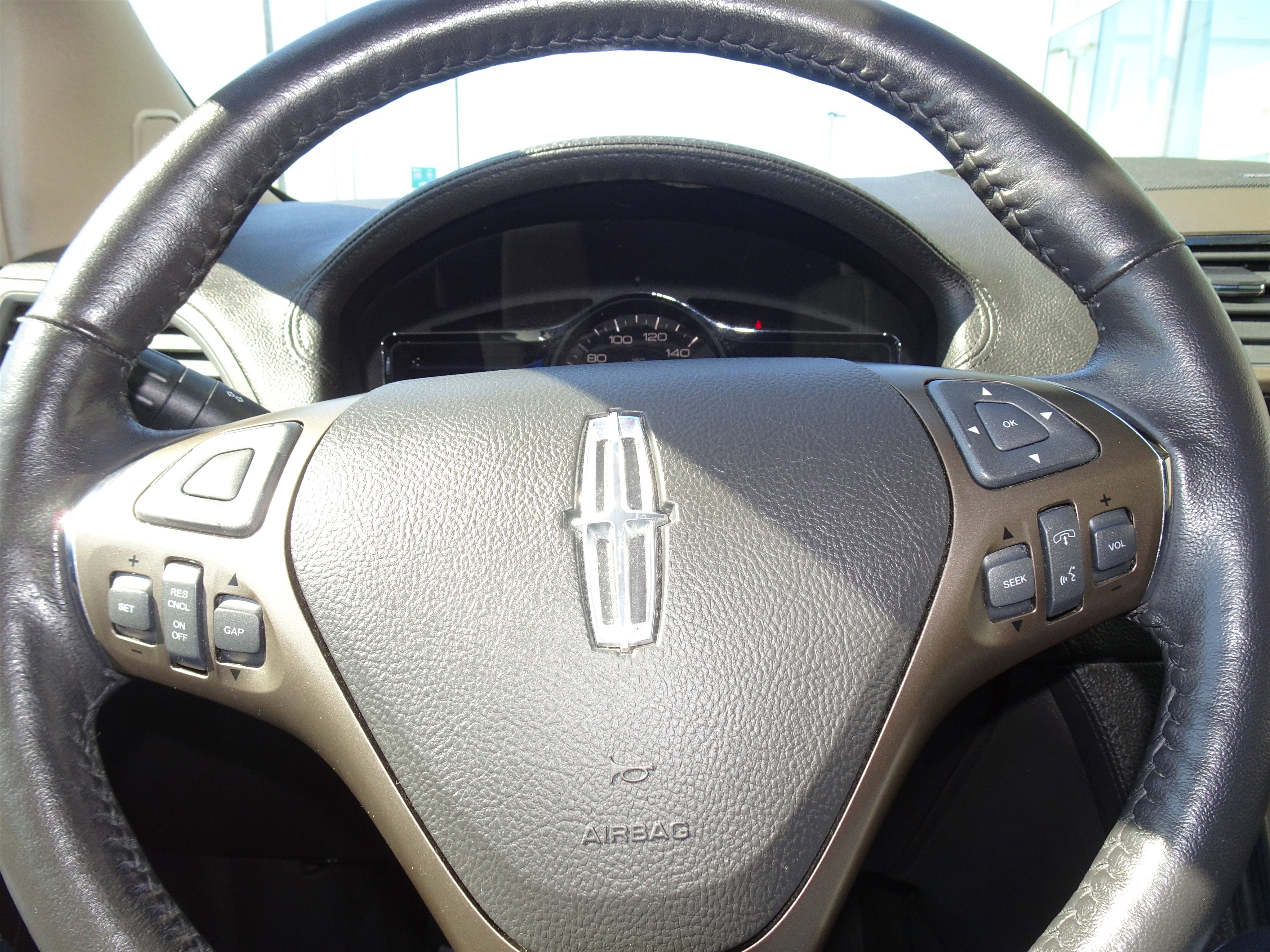 Used 2015 Lincoln MKX AWD w/ Equipment Group 102A image 22