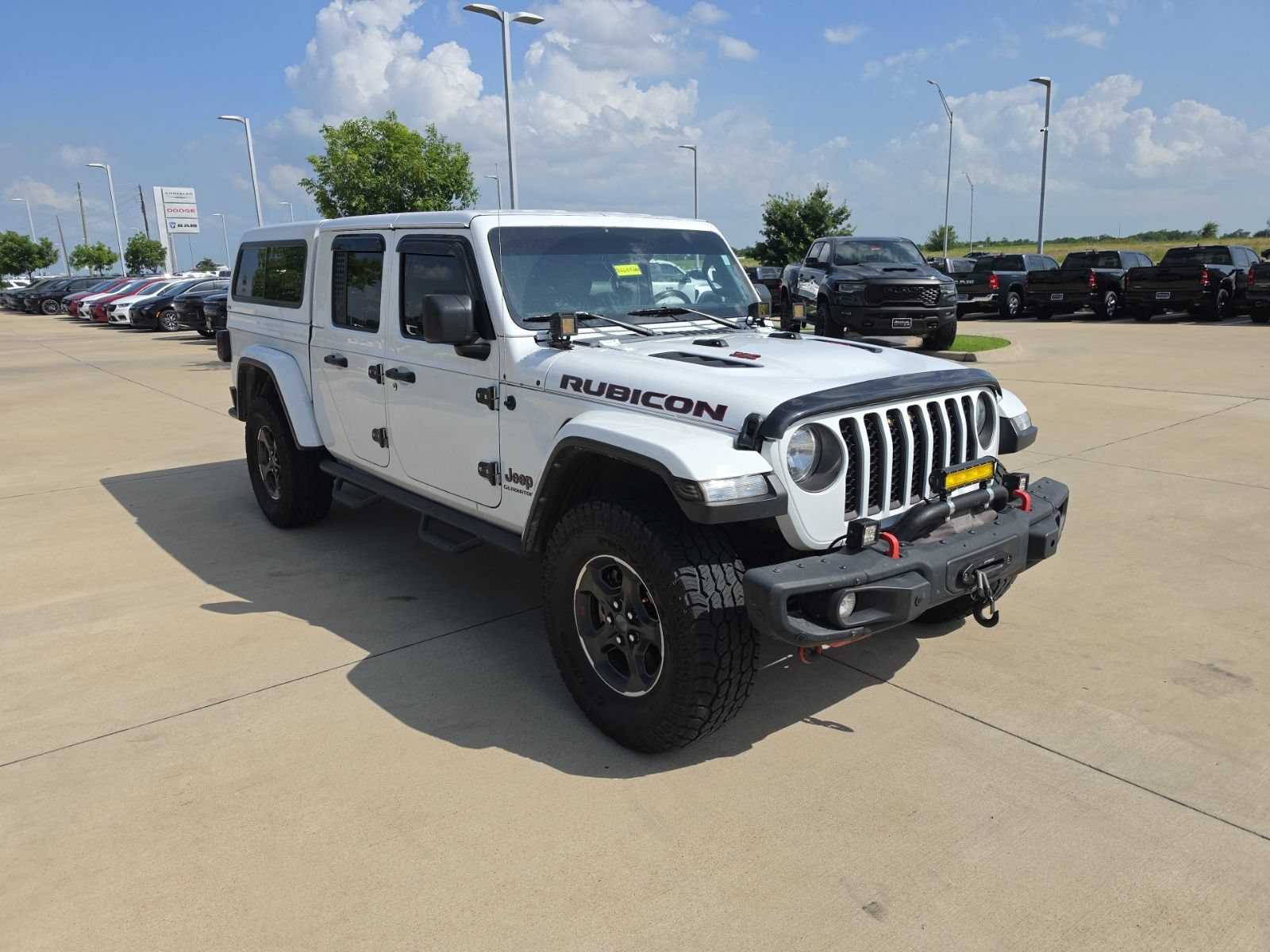 Used 2022 Jeep Gladiator Rubicon w/ Trailer Tow Package AWD/4WD image 7