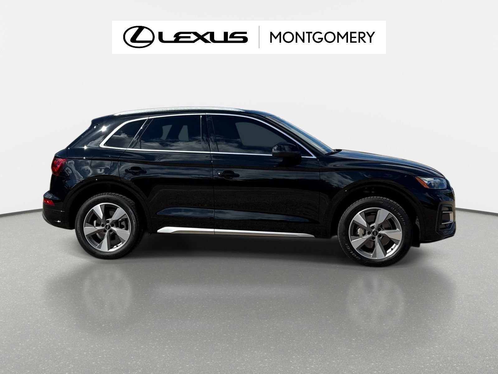 Used 2023 Audi Q5 2.0T Premium Plus w/ Premium Plus Package AWD/4WD image 2