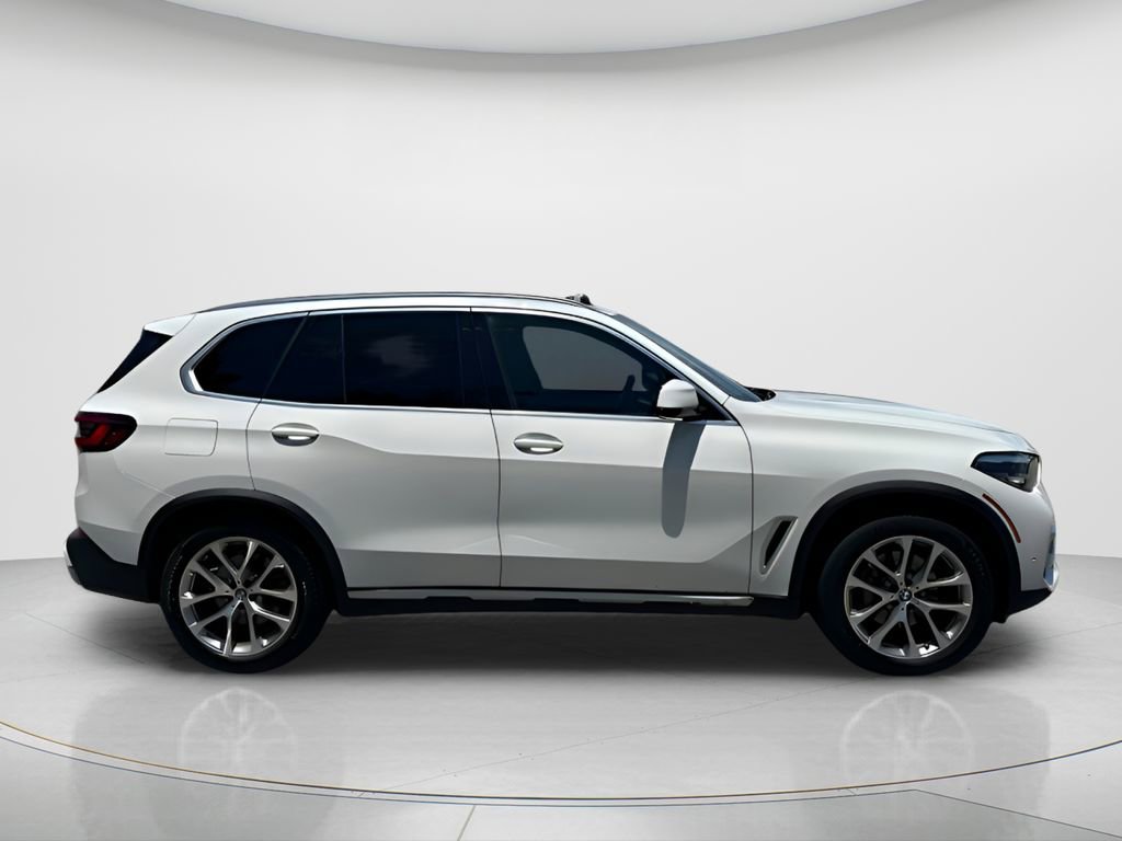 Used 2020 BMW X5 xDrive40i w/ Convenience Package AWD/4WD image 4