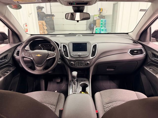 Used 2024 Chevrolet Equinox LT w/ LPO, Floor Liner Package FWD image 18
