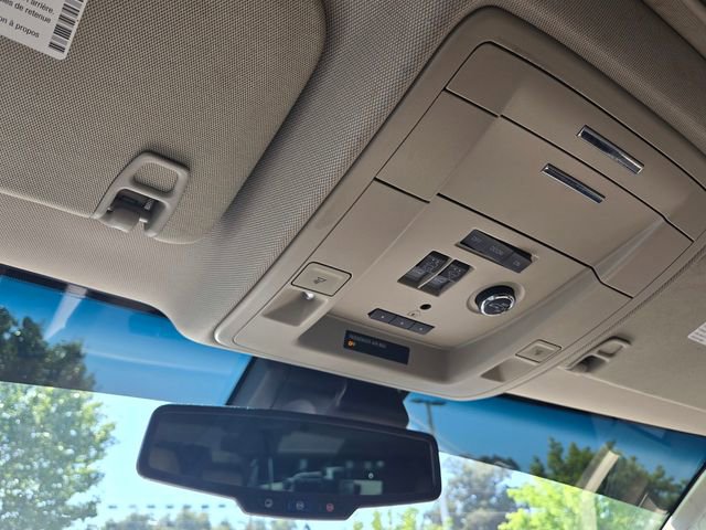 Used 2019 GMC Yukon XL SLT w/ Open Road Package AWD/4WD image 25